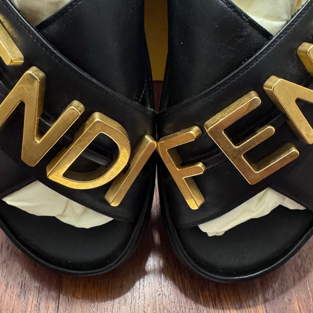 FENDI Vitello Fendigraphy Logo Criss Cross Platfrom Slide Black and Gold size 39 - Picture 2 of 4